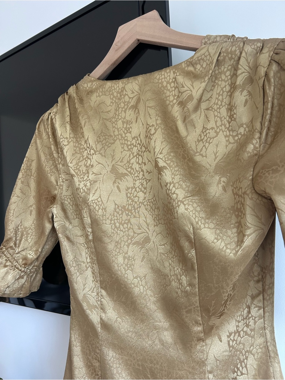 REVOLVE Shiona Mini Dress in Bronze
HOUSE OF HARLOW 1960 - Picture 3 of 6
